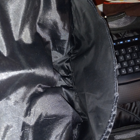 NNUCTargus Padded Laptop Backpack 13"W(Bttm) × 22"L(Top Handle 2 Bttm) BlackGrey - Picture 10 of 12